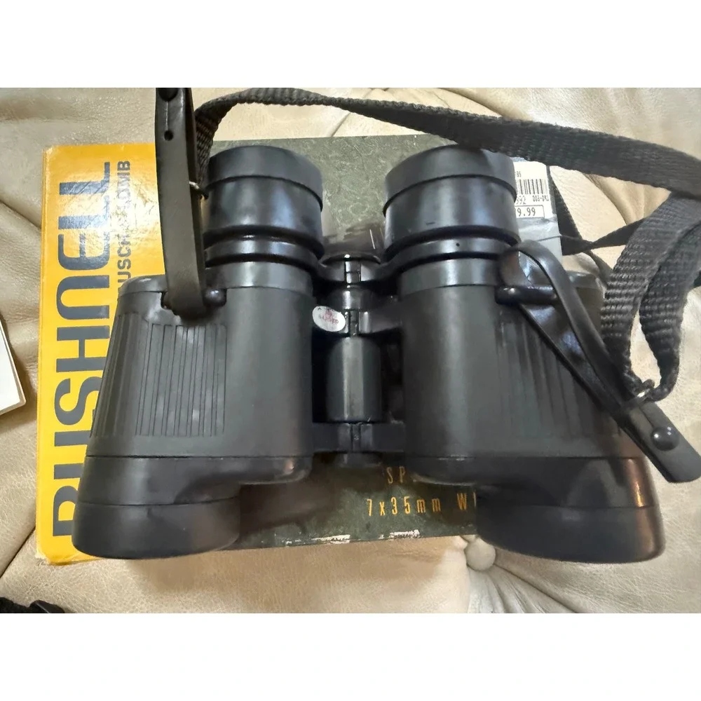 Bushnell magnify world